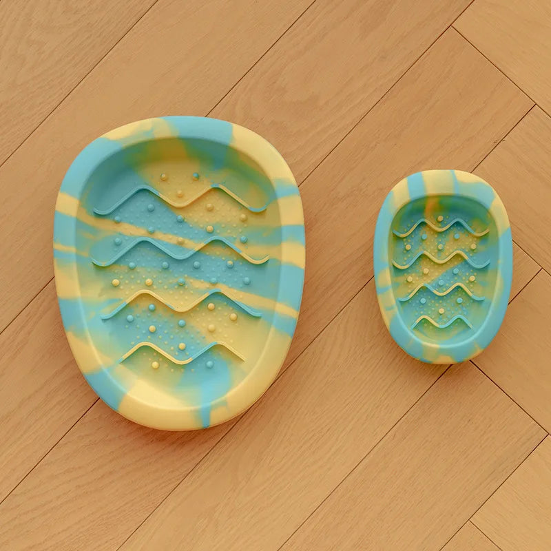 Anti Overturning Slow Eating Silicone Bowl For Cats And Dogs