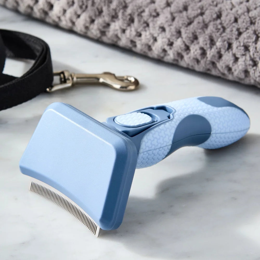 Alma's Pet Supplies Deshedding Tool Non Slip Handle Dogs